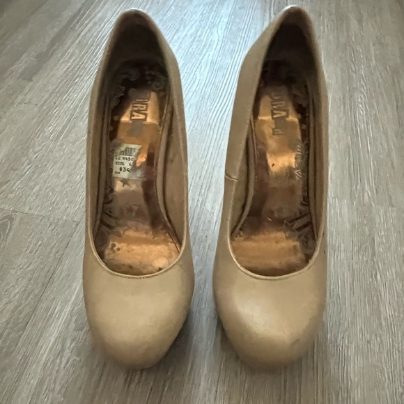 Tan/Brownish Colored High Heels - Picture 4 of 4